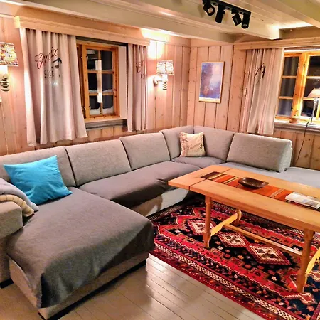 Trivelig Og Romslig Naer Roros, Rikelig Med Uteplass Holiday home *